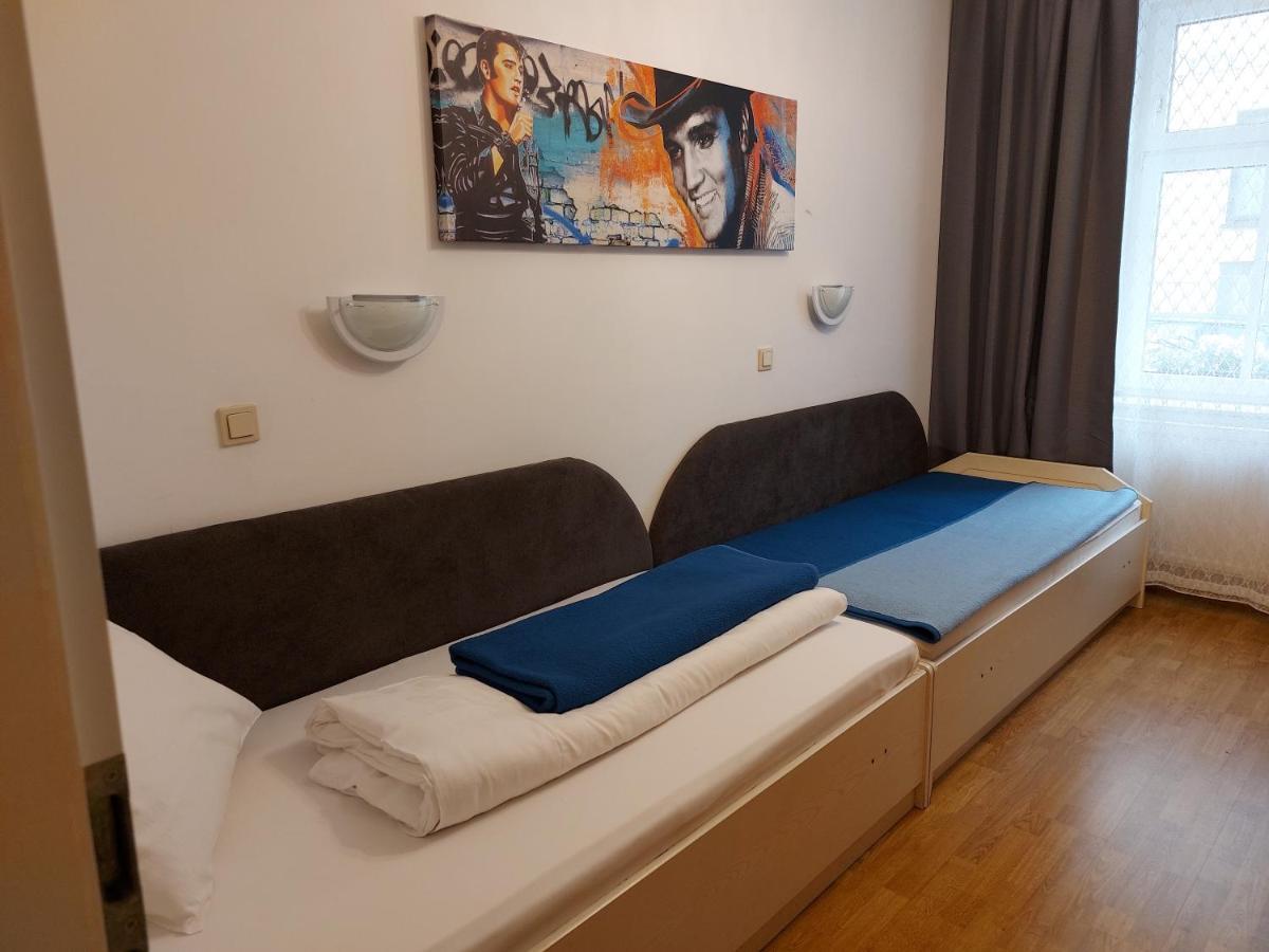 Appartements Andrea Klosterneuburg Bagian luar foto